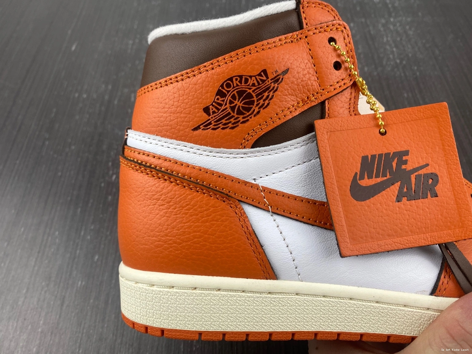 1 High Air “Starfish” OG Jordan DO9369-101 WMNS 0224